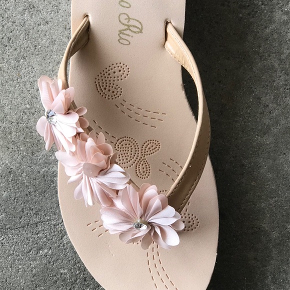 Verano Rio Beige Flower Thong Flip Flop Sandal - Picture 5 of 6
